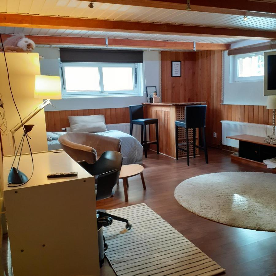 Room In Villa Emilia إسبو المظهر الخارجي الصورة